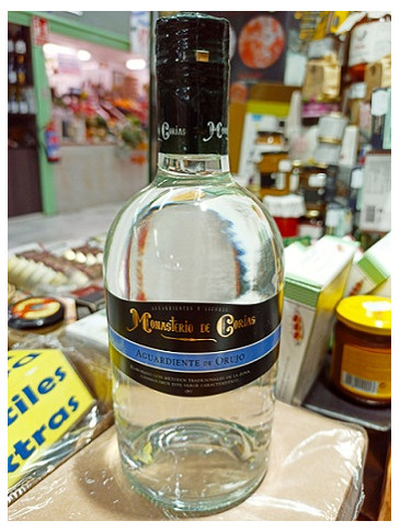 Licor de orujo Monasterio...