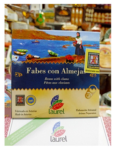 Fabada asturiana con almejas